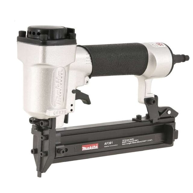 Makita AF301 Pneumatic Brad Nailer 10-30mm 18 Gauge