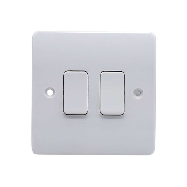 MK Electric Logic Plus K4873SA WHI 10A 3 Gang 2 Way Light Switch