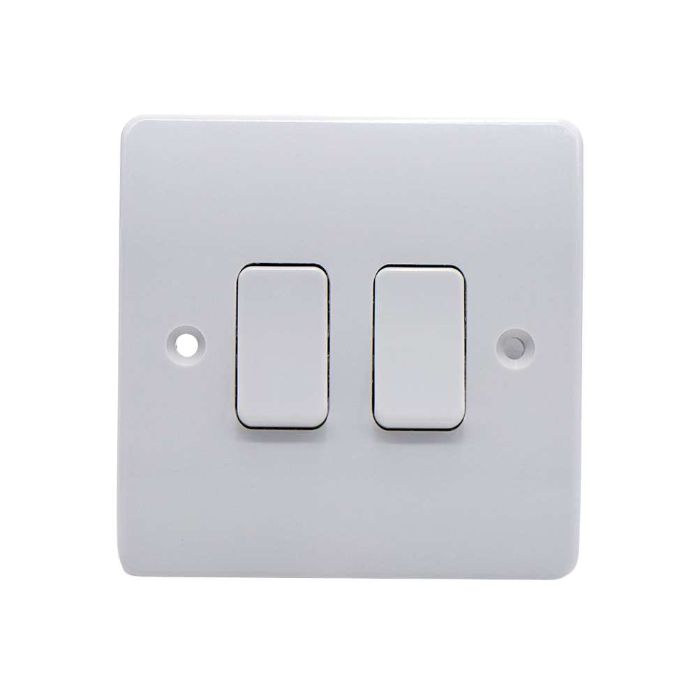 MK Electric Logic Plus K4873SA WHI 10A 3 Gang 2 Way Light Switch