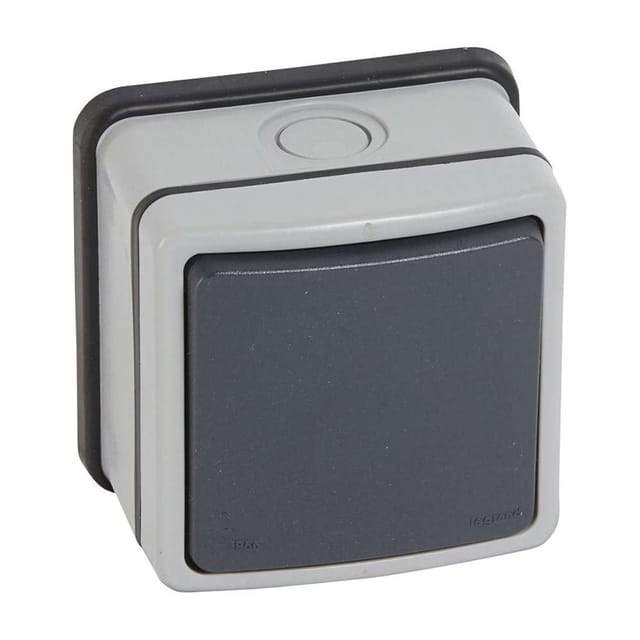 Legrand Weatherproof 13A Single Switched Socket IP66, Outdoor-Rated, Gasketed Enclosure, Secure Lid