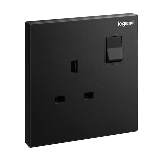 Legrand Galion 13A Single Switched Socket, Reliable Compact Outlet, Suitable for Home - Black