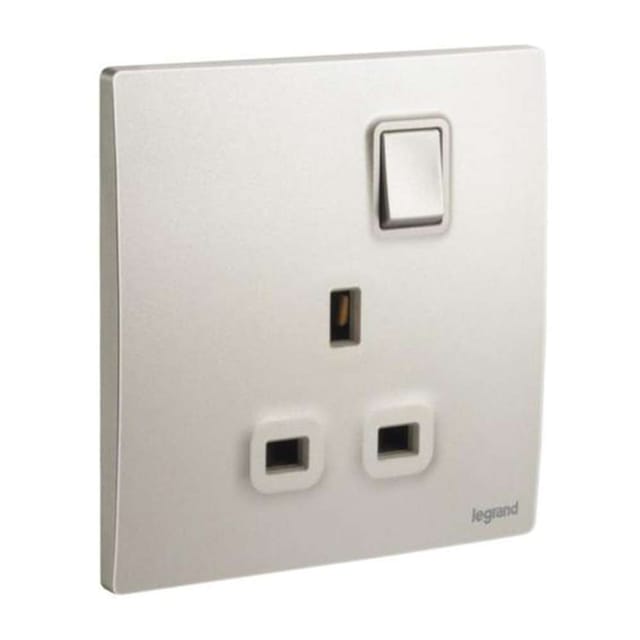 Legrand Mallia Senses 13A 1 Gang Single Pole Switched Socket, Single Outlet, Premium Finish, Suitable for Home & Office - Champagne