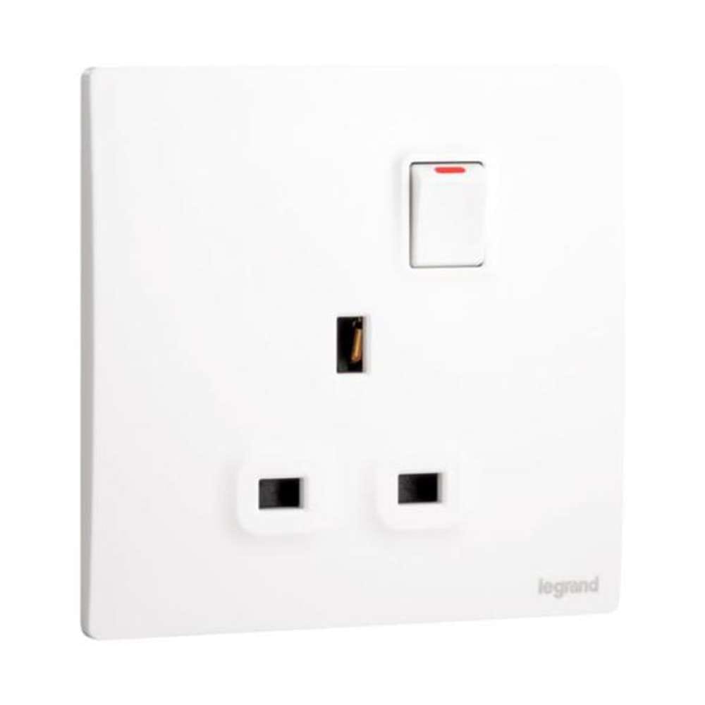 Legrand Mallia Senses 13A 1 Gang Single Pole Switched Socket, Single Outlet, Premium Finish, Suitable for Home & Office - White