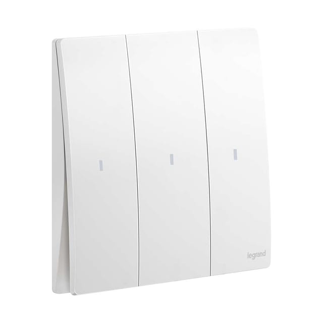 Legrand Mallia Senses 3-Gang 1-Way 16AX Illuminated Switch, Night-Locator Triple Control, Suitable for Home & Office - White